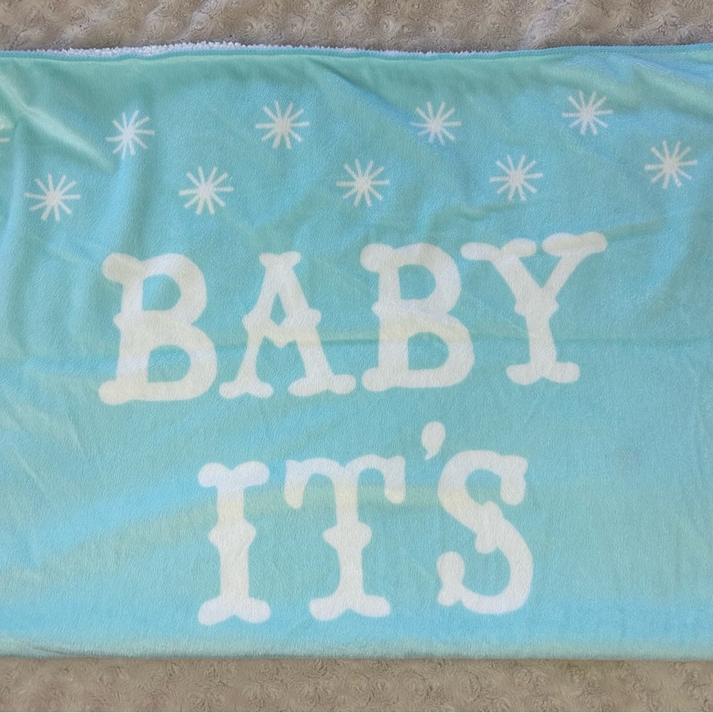 Target Limited Edition Baby It's Cold Outside Blanket Aqua Blue White Snowflakes